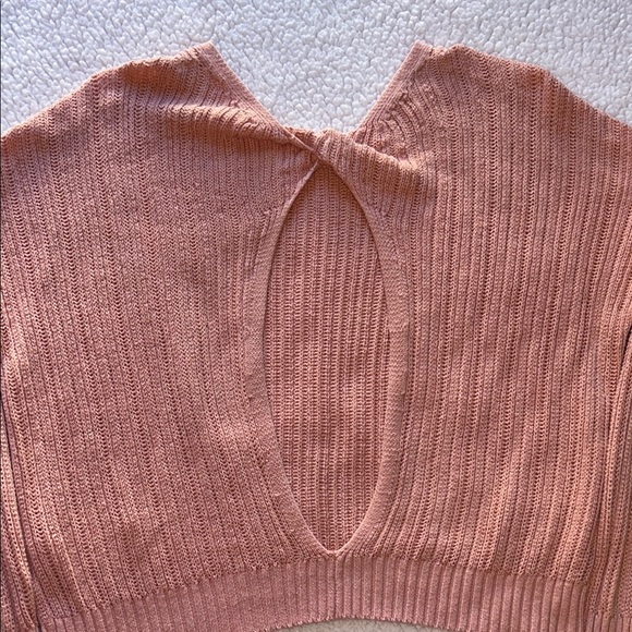 Hollister Pink V-Neck Cropped Sweater Ribbed Knit - Picture 6 of 7
